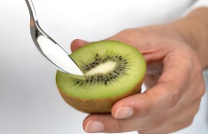 10 Makanan yang Bikin Ngantuk dan Cepat Tidur